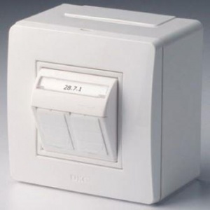 10656 | Коробка в сборе с 2 розетками RJ45, кат.5е (телефон / компьютер), белая